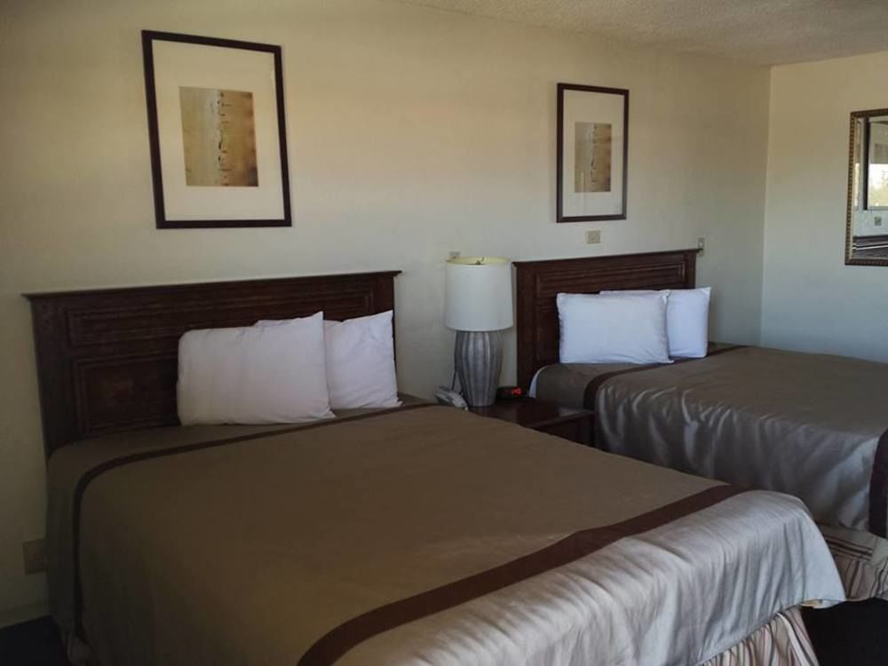 Brunner'S Inn And Suites Ел Сентро Екстериор снимка
