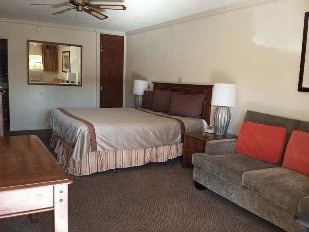 Brunner'S Inn And Suites Ел Сентро Екстериор снимка
